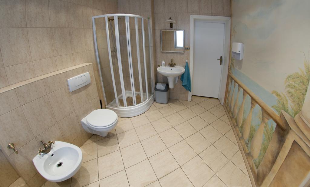 Wilanowska Hostel Varsovie Extérieur photo